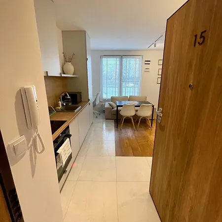 公寓 Time&house Pileckiego Przy Centrum Onkologi I Klinice Novum Na Wylacznosc Pokoj,sypialnia,lozko, Lazienka,kuchnia