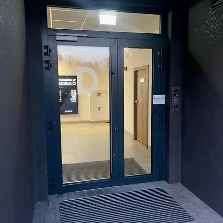 Time&house Pileckiego Przy Centrum Onkologi I Klinice Novum Na Wylacznosc Pokoj,sypialnia,lozko, Lazienka,kuchnia