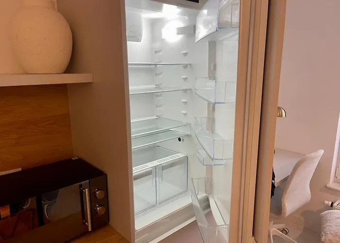 Lägenhet Time&house Pileckiego Przy Centrum Onkologi I Klinice Novum Na Wylacznosc Pokoj,sypialnia,lozko, Lazienka,kuchnia *