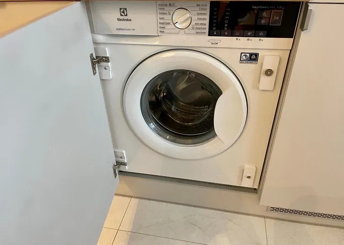 Time&house Pileckiego Przy Centrum Onkologi I Klinice Novum Na Wylacznosc Pokoj,sypialnia,lozko, Lazienka,kuchnia Lägenhet *