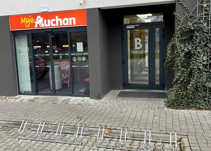 Time&house Pileckiego Przy Centrum Onkologi I Klinice Novum Na Wylacznosc Pokoj,sypialnia,lozko, Lazienka,kuchnia *