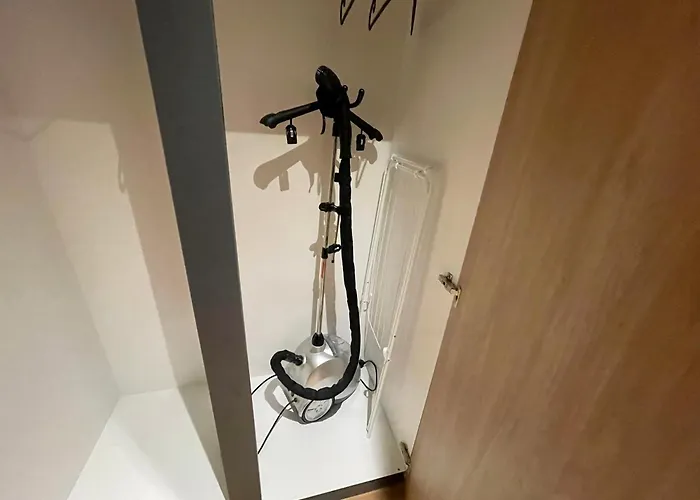 Time&house Pileckiego Przy Centrum Onkologi I Klinice Novum Na Wylacznosc Pokoj,sypialnia,lozko, Lazienka,kuchnia