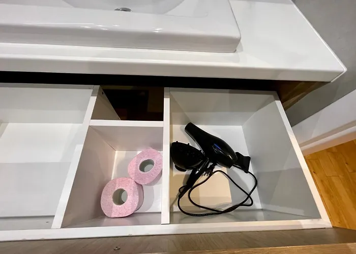 Time&house Pileckiego Przy Centrum Onkologi I Klinice Novum Na Wylacznosc Pokoj,sypialnia,lozko, Lazienka,kuchnia Warszawa