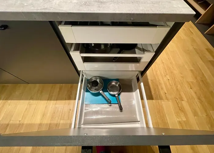 Lägenhet Time&house Pileckiego Przy Centrum Onkologi I Klinice Novum Na Wylacznosc Pokoj,sypialnia,lozko, Lazienka,kuchnia *