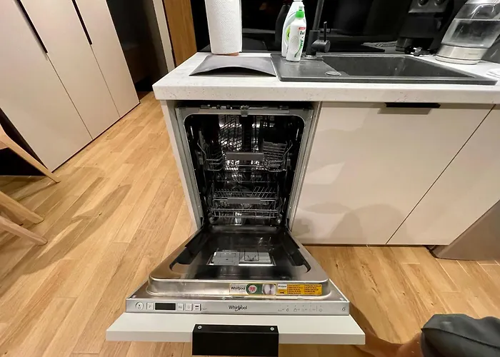 Lägenhet Time&house Pileckiego Przy Centrum Onkologi I Klinice Novum Na Wylacznosc Pokoj,sypialnia,lozko, Lazienka,kuchnia