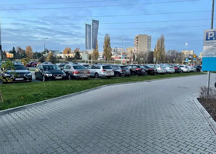 Lägenhet Time&house Pileckiego Przy Centrum Onkologi I Klinice Novum Na Wylacznosc Pokoj,sypialnia,lozko, Lazienka,kuchnia