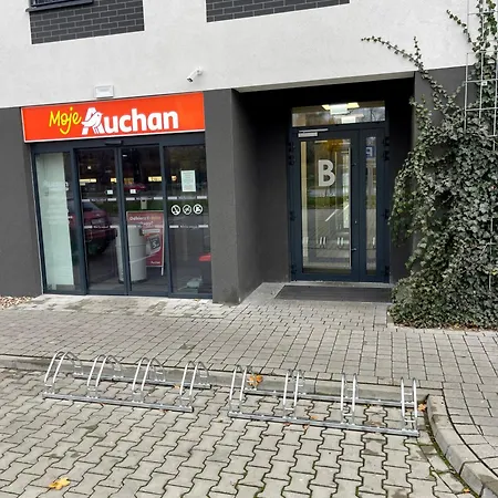 Time&house Pileckiego Przy Centrum Onkologi I Klinice Novum Na Wylacznosc Pokoj,sypialnia,lozko, Lazienka,kuchnia *