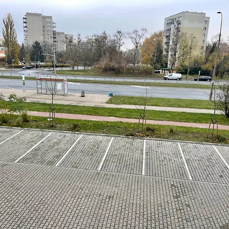 Time&house Pileckiego Przy Centrum Onkologi I Klinice Novum Na Wylacznosc Pokoj,sypialnia,lozko, Lazienka,kuchnia شقة وارسو