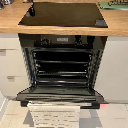 شقة Time&house Pileckiego Przy Centrum Onkologi I Klinice Novum Na Wylacznosc Pokoj,sypialnia,lozko, Lazienka,kuchnia وارسو