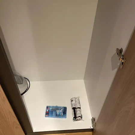 דירה Time&house Pileckiego Przy Centrum Onkologi I Klinice Novum Na Wylacznosc Pokoj,sypialnia,lozko, Lazienka,kuchnia