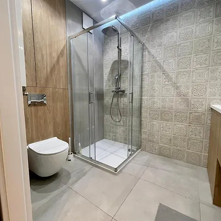 Time&house Pileckiego Przy Centrum Onkologi I Klinice Novum Na Wylacznosc Pokoj,sypialnia,lozko, Lazienka,kuchnia Apartment Warschau