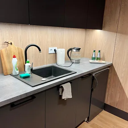 Time&house Pileckiego Przy Centrum Onkologi I Klinice Novum Na Wylacznosc Pokoj,sypialnia,lozko, Lazienka,kuchnia شقة *