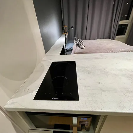 Time&house Pileckiego Przy Centrum Onkologi I Klinice Novum Na Wylacznosc Pokoj,sypialnia,lozko, Lazienka,kuchnia דירה *