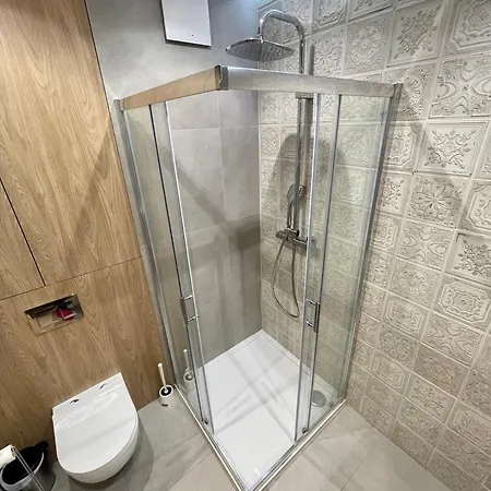 شقة Time&house Pileckiego Przy Centrum Onkologi I Klinice Novum Na Wylacznosc Pokoj,sypialnia,lozko, Lazienka,kuchnia *