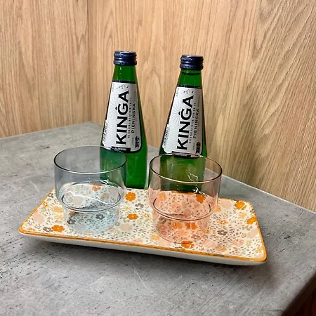 شقة Time&house Pileckiego Przy Centrum Onkologi I Klinice Novum Na Wylacznosc Pokoj,sypialnia,lozko, Lazienka,kuchnia *