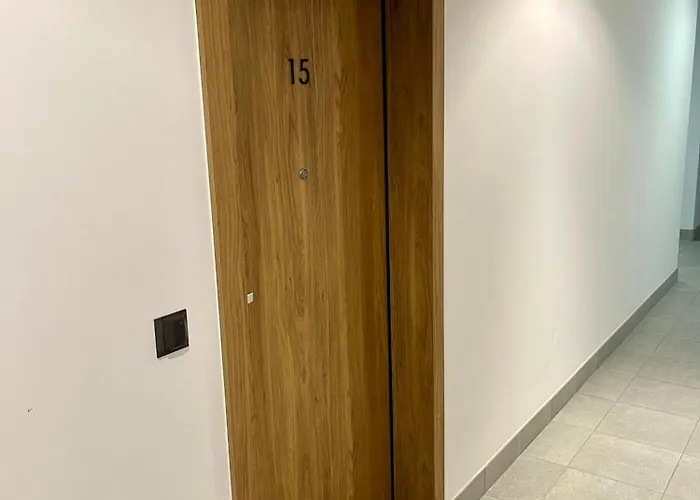 Time&house Pileckiego: Exclusive Near Oncology Center Apartment Warsaw