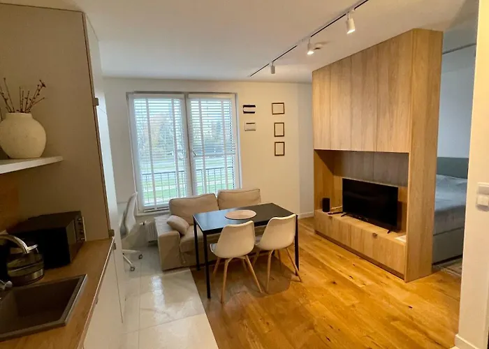 Time&house Pileckiego: Exclusive Near Oncology Center