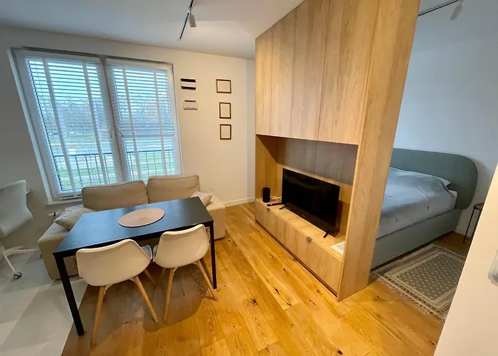 Apartment Time&house Pileckiego: Exclusive Near Oncology Center *