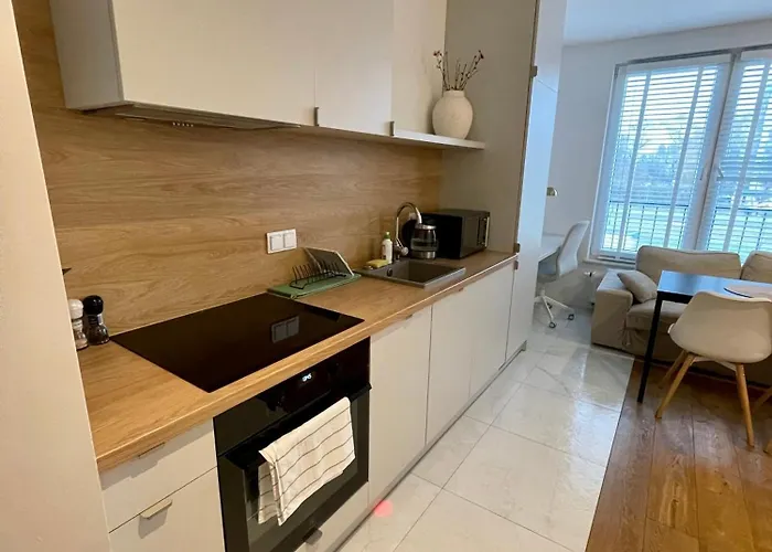 Time&house Pileckiego: Exclusive Near Oncology Center Apartment