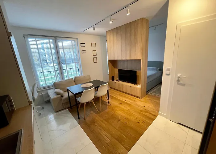 Apartment Time&house Pileckiego: Exclusive Near Oncology Center Warsaw