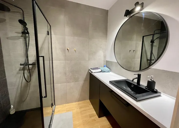 Apartment Time&house Pileckiego: Exclusive Near Oncology Center