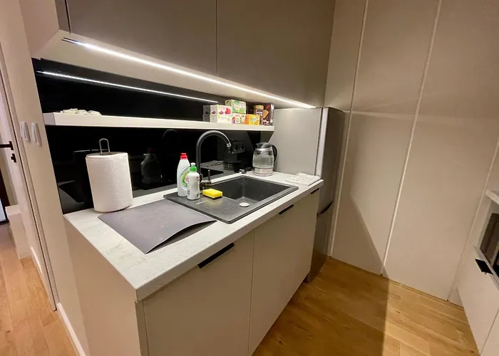 Time&house Pileckiego: Exclusive Near Oncology Center