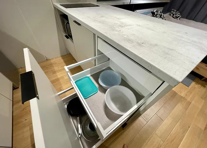 Time&house Pileckiego: Exclusive Near Oncology Center