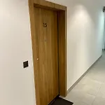Time&house Pileckiego: Exclusive Near Oncology Center Apartment Warsaw