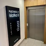 Apartment Time&house Pileckiego: Exclusive Near Oncology Center *