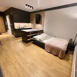 Time&house Pileckiego: Exclusive Near Oncology Center